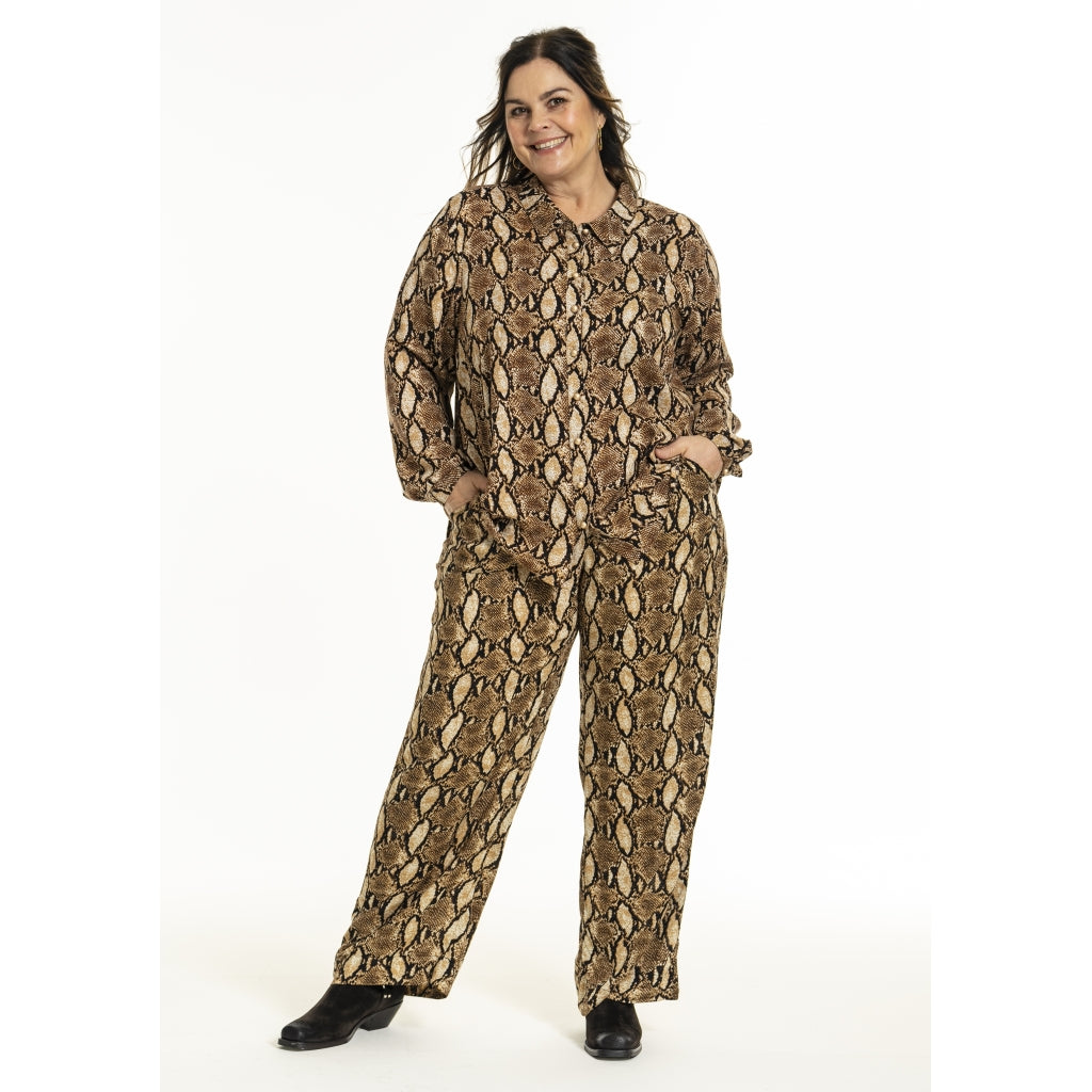 Gozzip Woman GMargrethe Loose Pants Loose Pant Snake Print Brown