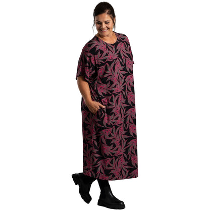 Gozzip Woman Pil Oversize Dress Oversize Dress Black with print